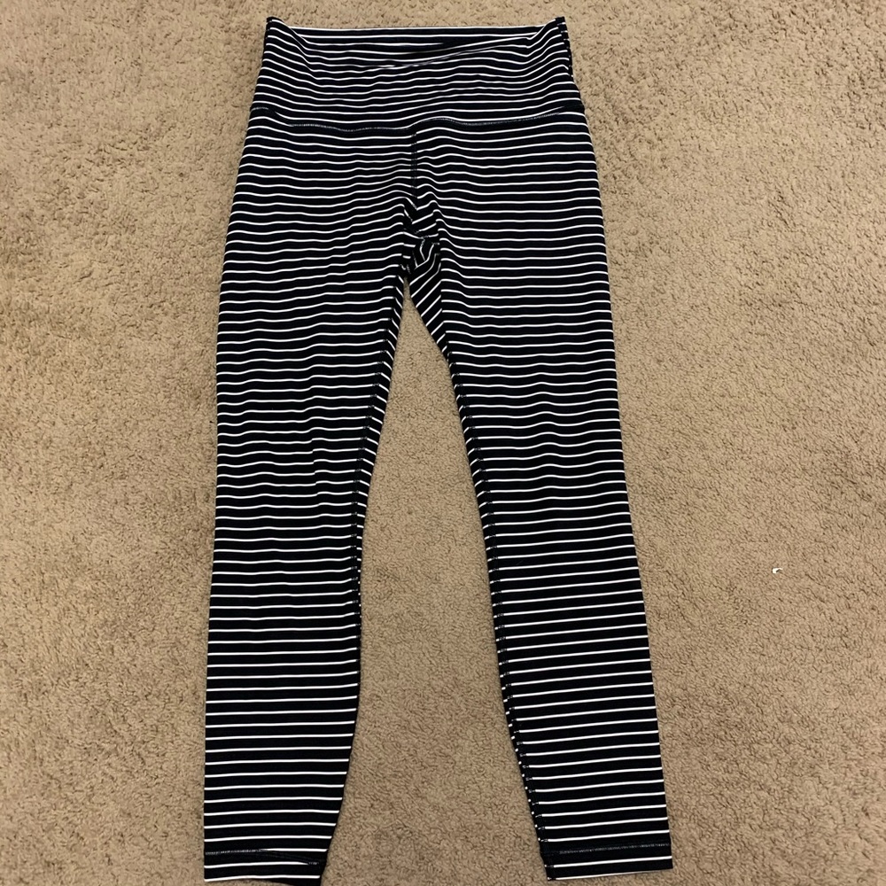 Lululemon high waist 7/8 wunder under 6